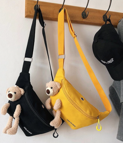 KW80968 Bear Chest Shoulder Bag White
